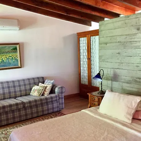 Hotel Kamarca House