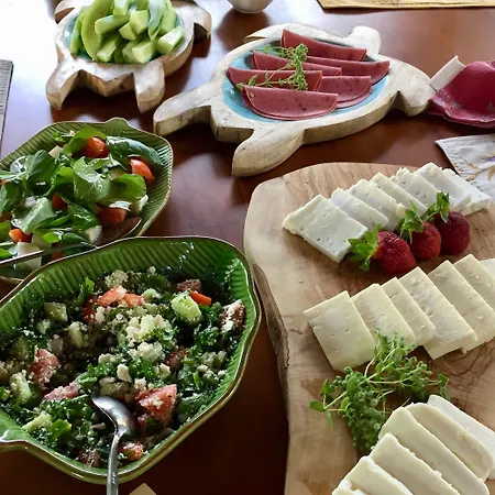 Kamarca House Hotel *