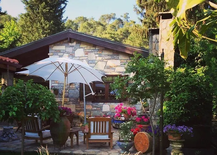 Kamarca House Hotel *