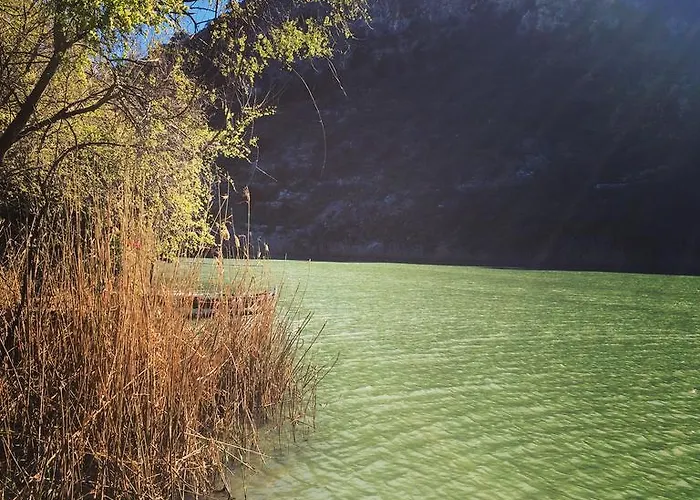 Kamarca House Hotel *